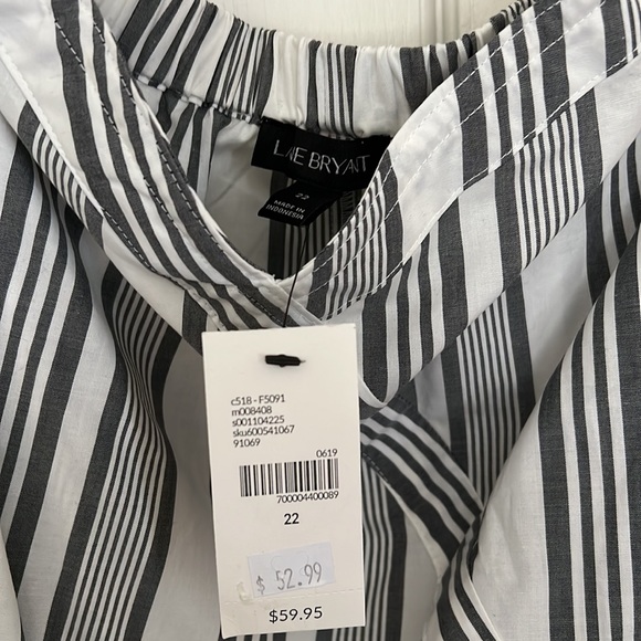 Lane Bryant plus size 22 top - Picture 3 of 4